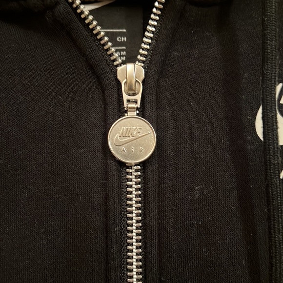 Nike Air Cropped Zippered Sweatshirt in Black - Picture 8 of 8